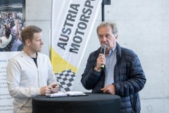 02-RK-Vorsitzender-DI-Willhelm-Singer-im-Gespraech-mit-Christian-Birklbauer-PR-ORM-Promoter-CR-Drehwerk-